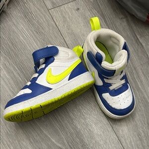 Nike Toddler High tops Kids White and Blue Sneakers with Neon Green Yellow Sz 7